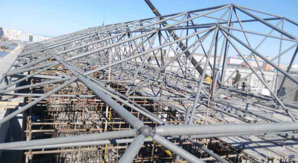 防城港细数网架装配中抉择应用钢结构对室第的优势